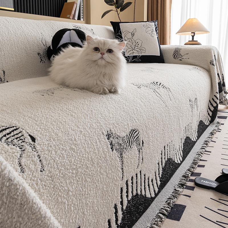 French Zebra Printed Sofa Towel with Tassels All-Inclusive Sofa Cover for Four Seasons Multifunctional Blanket for Home Office