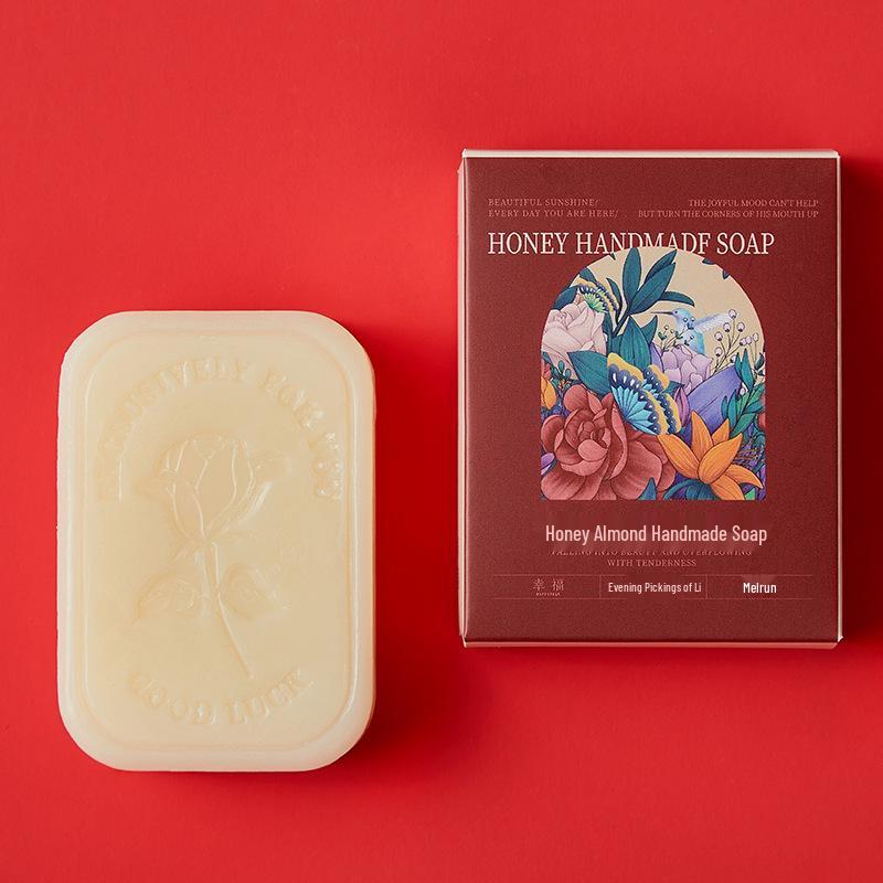 Handmade Bridal Soap Gift: Wedding Souvenir & Bridesmaid Favor