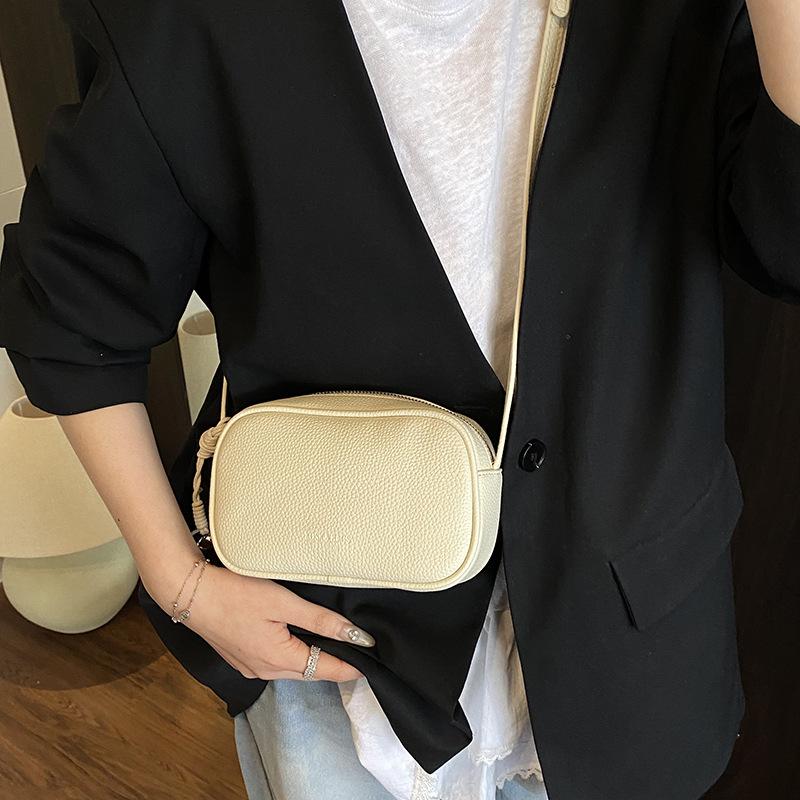 Bag Women's New Versatile Shoulder Messenger Bag