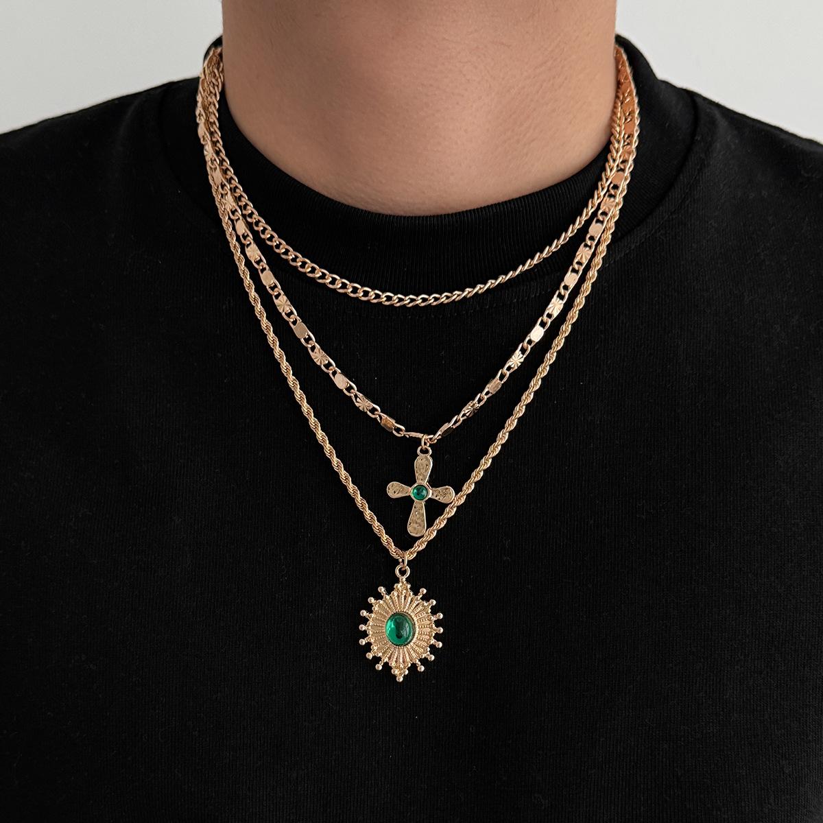 Hiphop Punk Green Zircon Cross Pendant Necklace for Men Women Gothic Multi-Layered Chain Heart-Shaped Necklace Jewelry Gifts