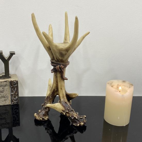 Deer Antler Candlestick Ornament Resin Crafted Artistic Design Figure Artisanal Candlestick Decor