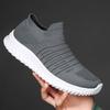 Modische Herren Designer Frühling Freizeit Sportschuhe atmungsaktiv ultraleicht rutschfest Mesh Walking Slipper neue vulkanisierte Schuhe
