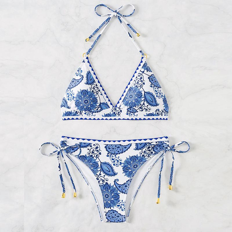 

2024 Sexy Blue & White Porcelain Halter Bikini Set Extra Small