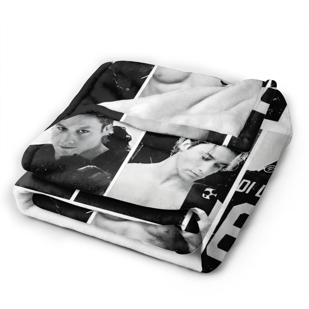 Dean Di Laurentis Off-Campus Throw Blanket Soft Cozy Graphic Blanket For Outdoor Picnic Flannel Bedspread Bed Cover