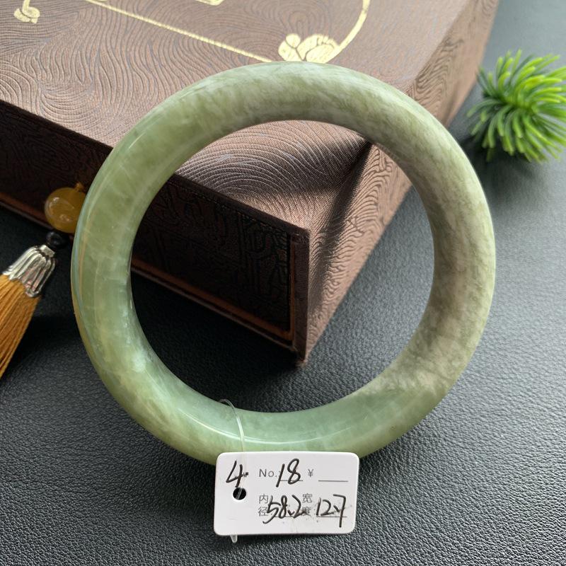 A4 Emerald Green Hetian Jade Bracelet with Floral Design