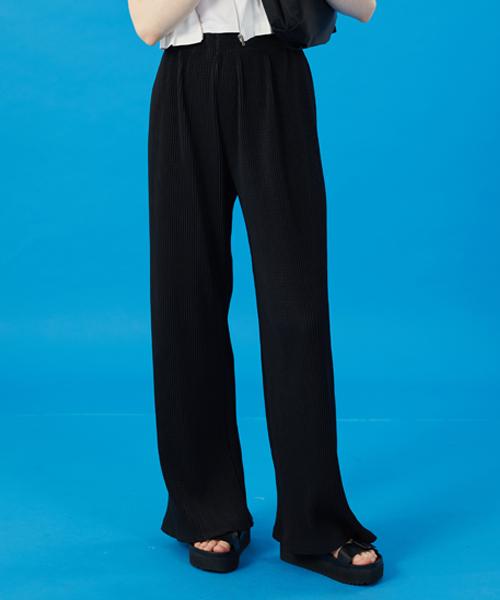 KOLEAT Cooling Wide Pleated Banding Slacks [Black]