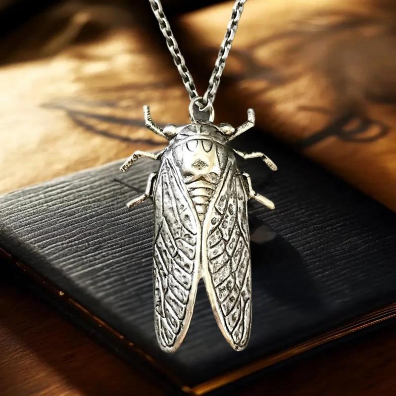 Fashion Retro Insect Cicada Pendant Necklace Metal Unisex Men's Halloween Party Jewelry Gift Accessories