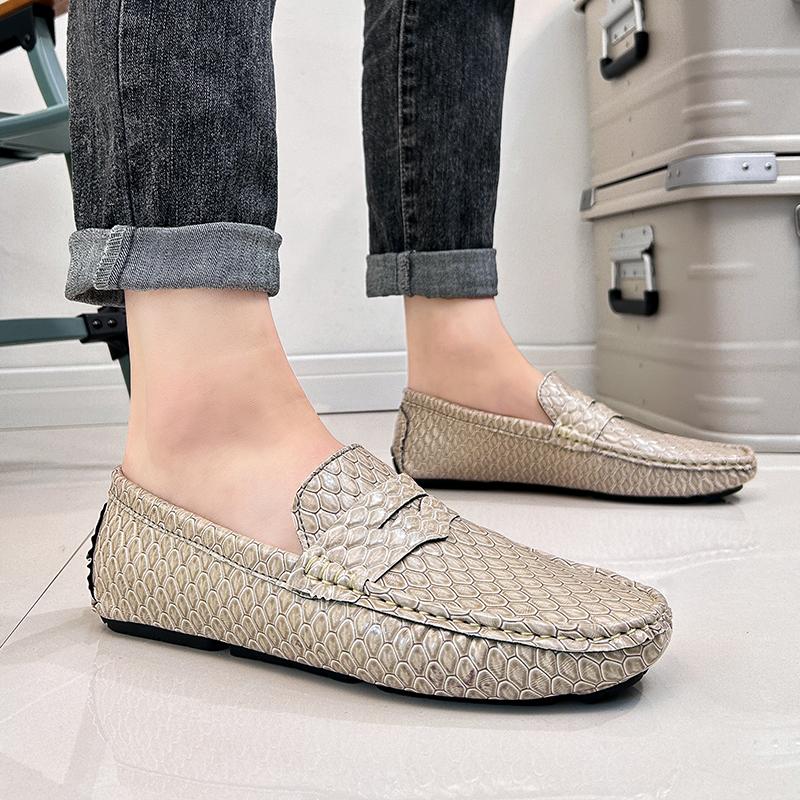 Fashion 2025 New Men Handmade Printed Beanie Shoes Fashion Soft Sole Casual Slip-On Comfort Lazy Loafers Shoes Brand Men's Driving Shoes
