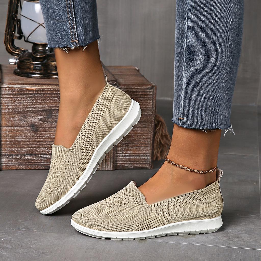 Women Slip On Flats Soft Breathable Loafers Lightweight Casual Round Toe Shoes Non-slip Summer Comfortable Walking Ballet Flats