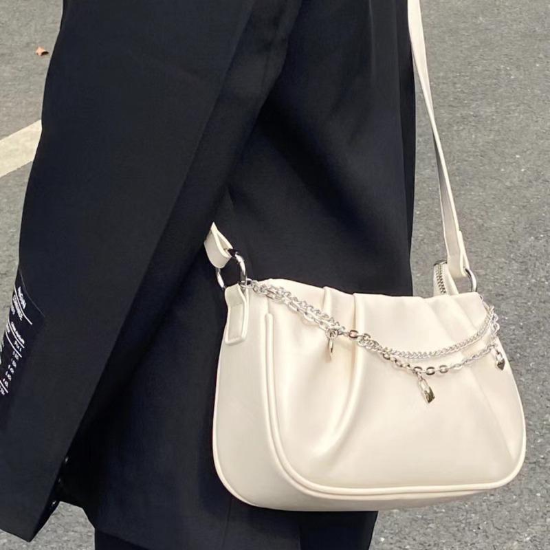 Sommar ny nischdesignväska dam veckad moln fyrkantig handväska axelväska mångsidig underarmsväska dam