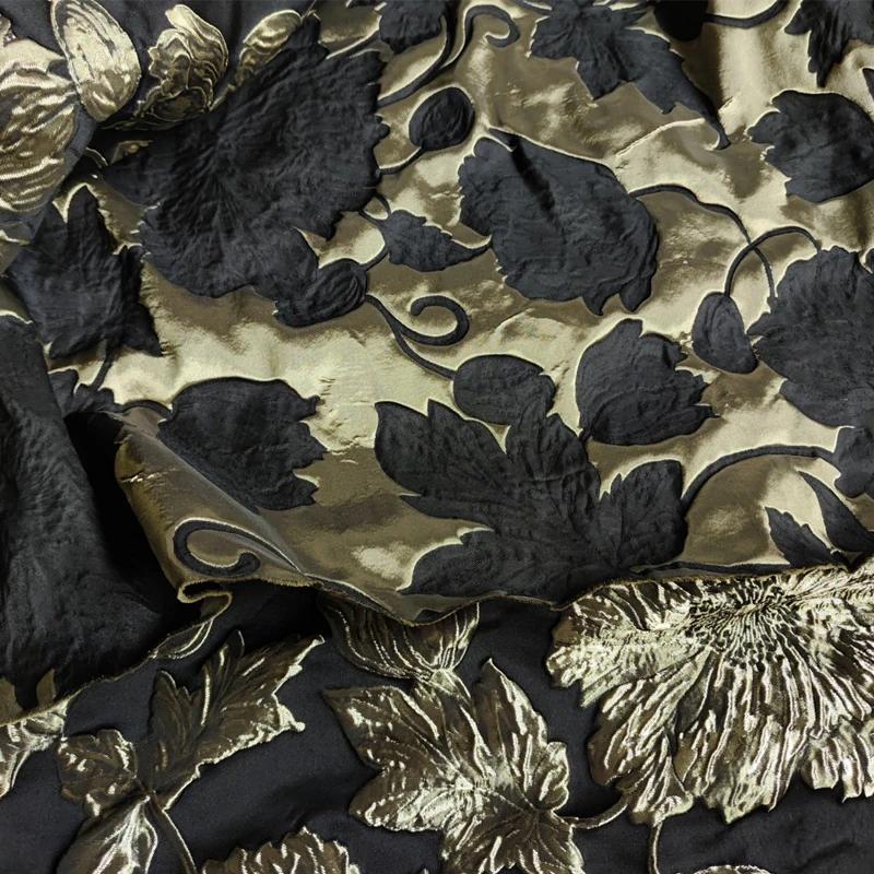 Yarn Dyed Embossed Gold Black Flower Jacquard Bubble Fabric Cloth 155cm Wide Sewing Fabric
