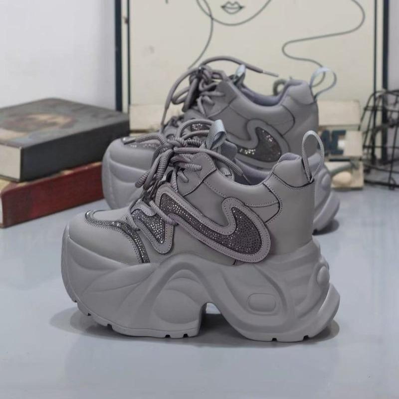 New Autumn and Winter Casual Sports Shoes, Height-increasing and Fleece Thick-soled Dad Shoes for Women