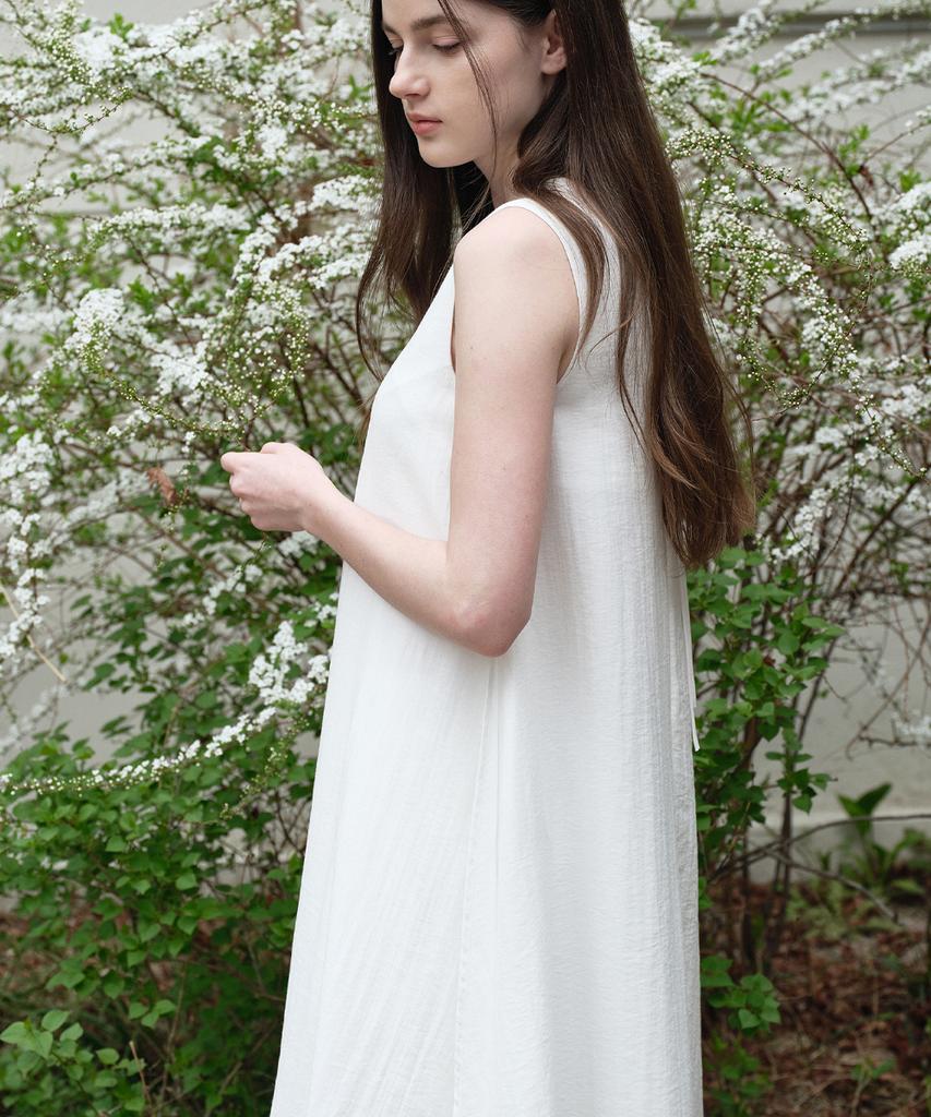 MAKE A TOAST Backhole Layered Dress Ivory Mbfsop001Iv