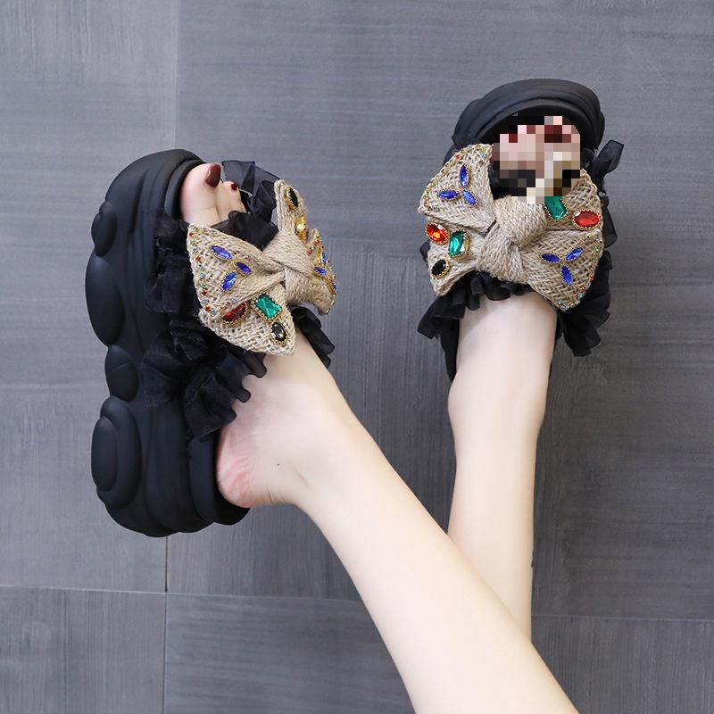 Bow-tie thick-soled slippers for women's summer outer wear, new fashionable rhinestone muffin, inner height-increasing slope heel sandals