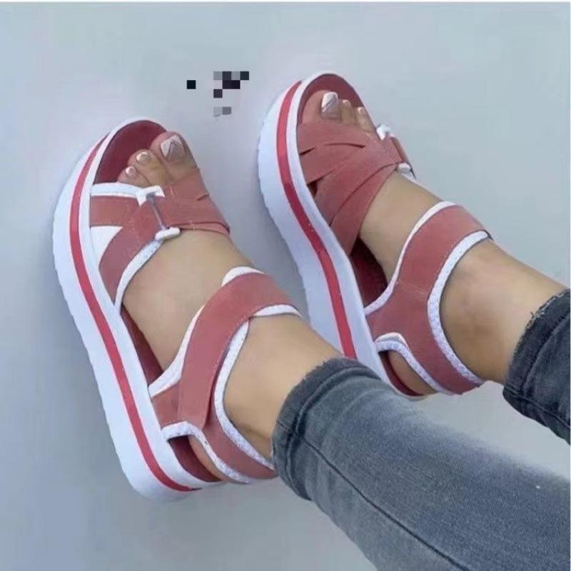 Summer new flat-bottomed thick-soled beach sandals women's light color matching breathable open-toed wedge sandals