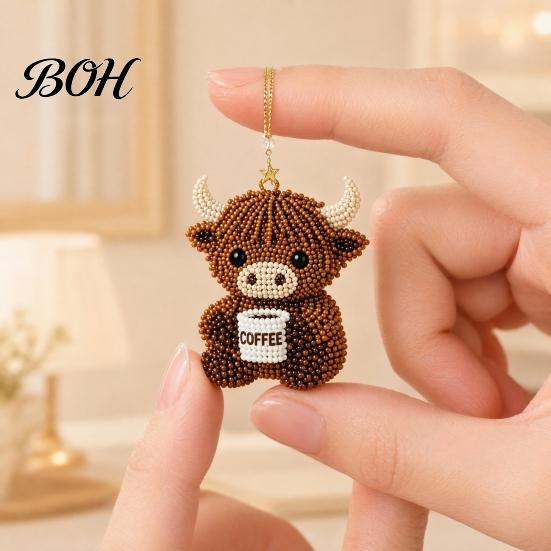 Stress Relief Craft DIY Highland Cow Beading Kit, Cute 3D Bead Pendant Handmade Ornaments with Colorful Beads And Instructions, Beadwork Kit