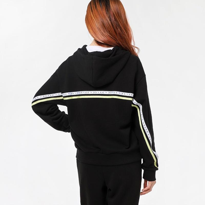 PUMA Jackets Women's Black Hooded Moderate Other 531077-01