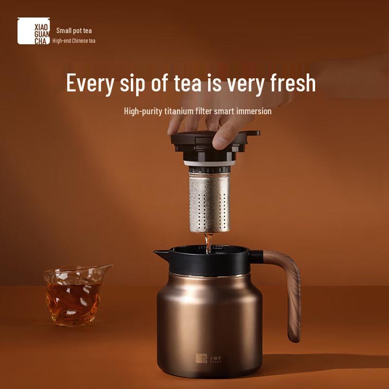 Smart Titanium Insulated Teapot with Temperature Display