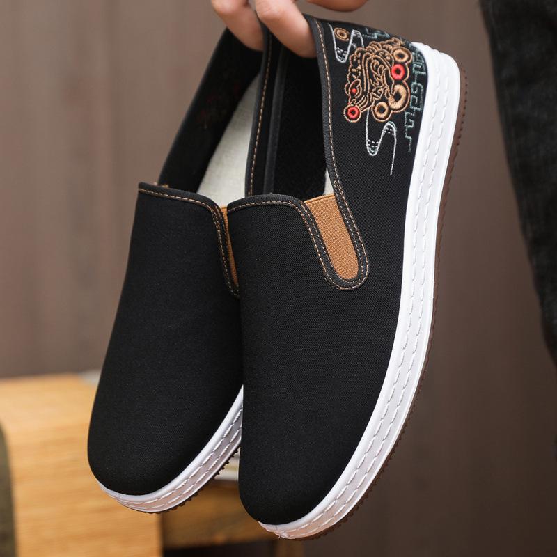 

Старые пекинские туфли из ткани с традиционной вышивкой 2025 года, новые весенние мужские туфли, дышащие, с одной педалью, нескользящие и износостойкие, повседневные туфли 39