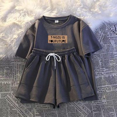 Completo Estivo Casual da Donna in Due Pezzi: Top a Maniche Corte e Pantaloncini, Vestibilità Larga, Ideale per Taglie Petite e Corsa