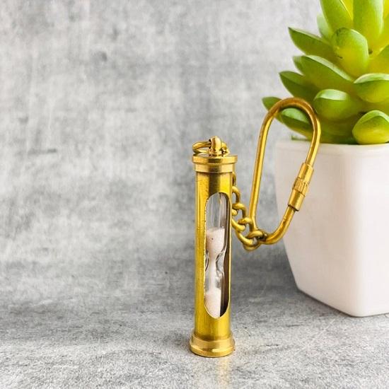 Functional Sand Timer Keychain Hourglass Brass Steampunk For Halloween, Perfect Gift for Friends