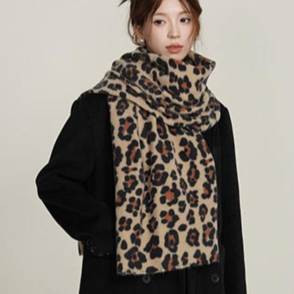 Tassel Leopard Print Scarf Plush Long Cashmere Shawl Classic Luxury Pashmina Scar  Women/Men