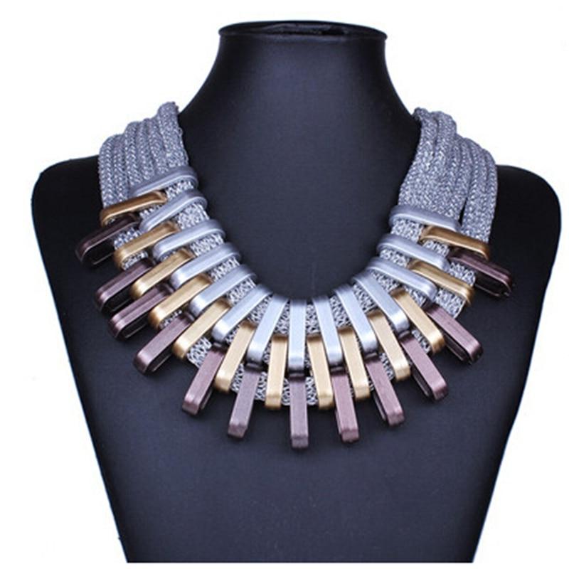 Geometric Shaped Pendant Necklace Multilayer Choker for Women Jewelry Accessories Festive Gift