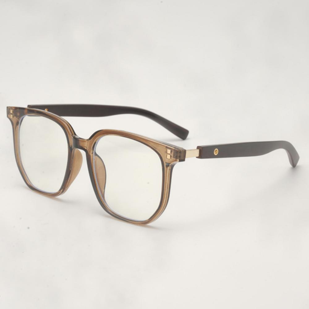 Vintage Wood Texture Sunglasses Temple Arms Square Design For Round Face Trendy Unisex Eyewear For Beach Travel And Parties
