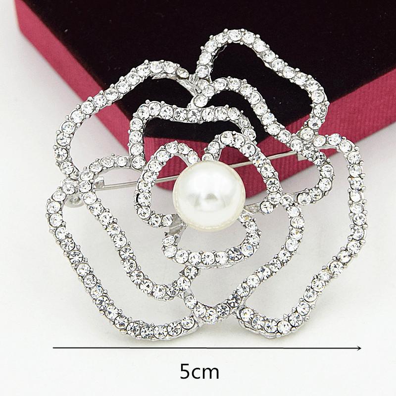 Vintage Rhinestone Pearl Bowknot Brooches Temperament Versatile Clothing For Women Jewelry Accessries Gifts