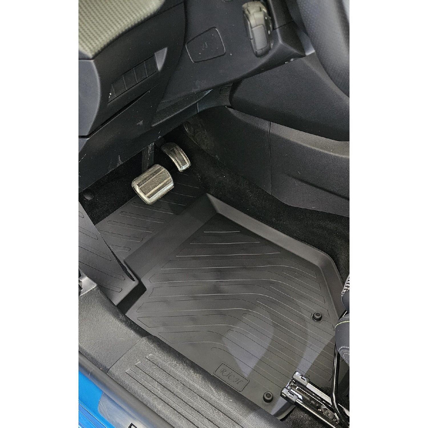 

Коврик для бассейна Toyota Corolla 2019 2020 2021 2022 2023 2024