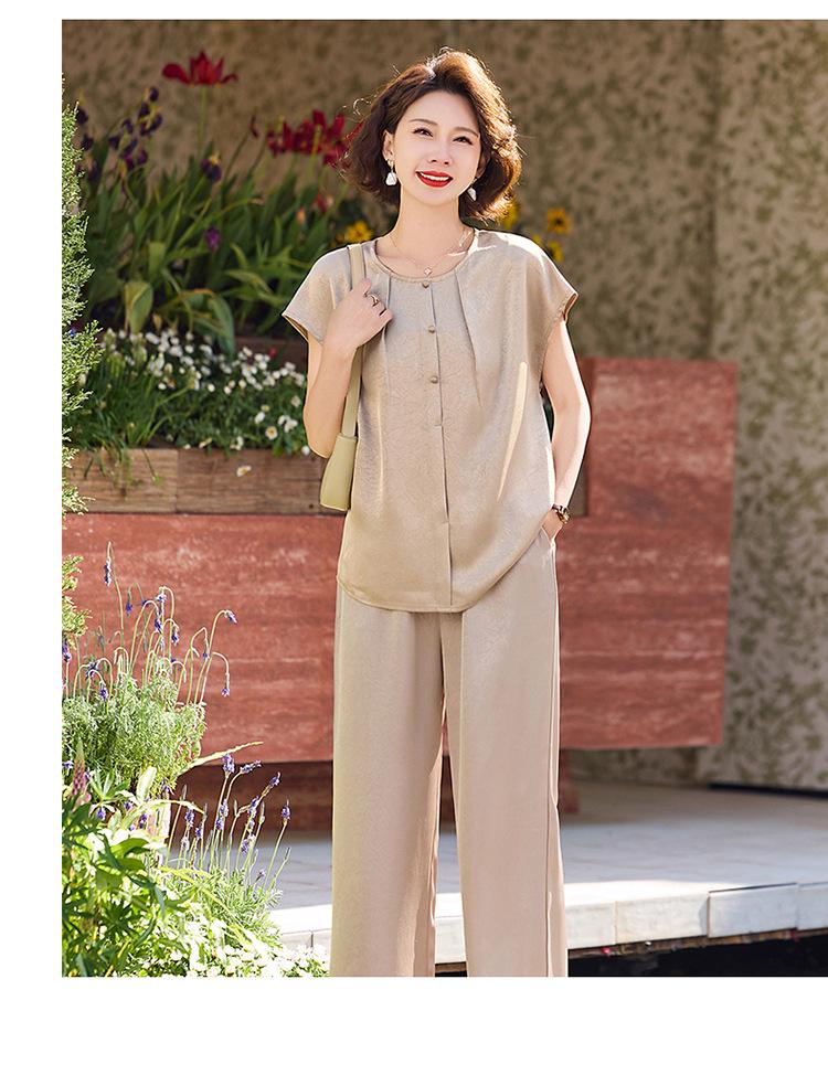 Chic Summer Short Sleeve Set for Middle-Aged & Elderly Women: Stylish Two-Piece with Wide Leg Pants