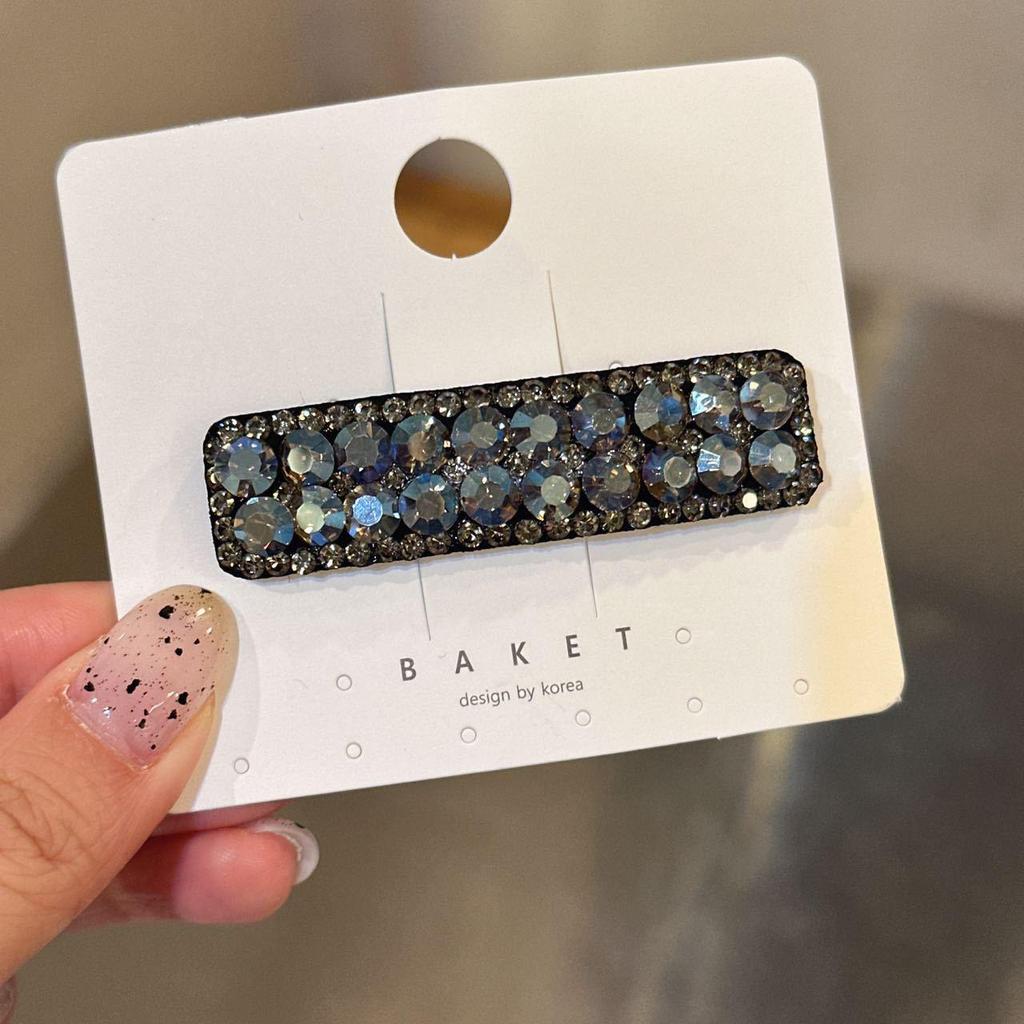 Koreańska Kwadratowa Spinka do Włosów z Cyrkoniami - Lekki Luksus, Wszechstronna Wsuwka