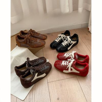 Chaussures d'entraînement décontractées à lacets et couleurs assorties pour femmes 2025 nouvelles chaussures rétro polyvalentes Forrest Gump pour femmes