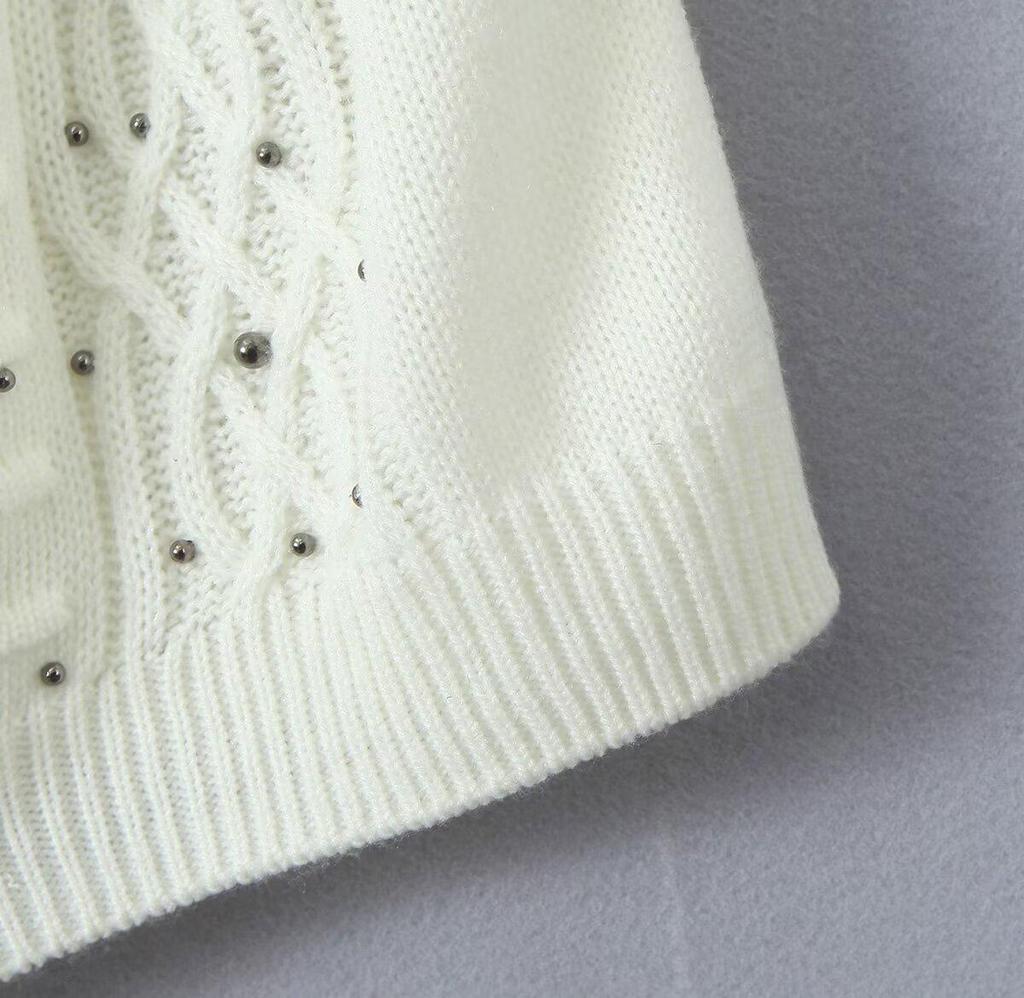 2024 Autumn Women's European & American Style Beaded Round Neck Sweater: Versatile, Fashionable & Casual