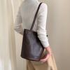 Retro dámská taška typu „bucket bag“ z pravé kůže, Nová jednoduchá dámská taška přes rameno z hovězí kůže, Vysoce kvalitní dámská taška s velkou kapacitou pro každodenní nošení