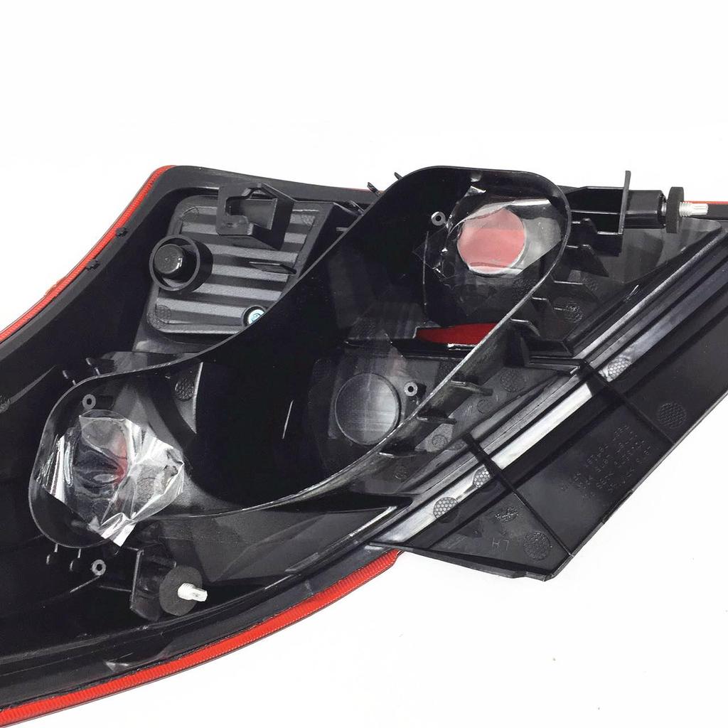 Compatible with Sunny 2011-2017 Taillight Assembly - Rear Headlight Shell Lampshade