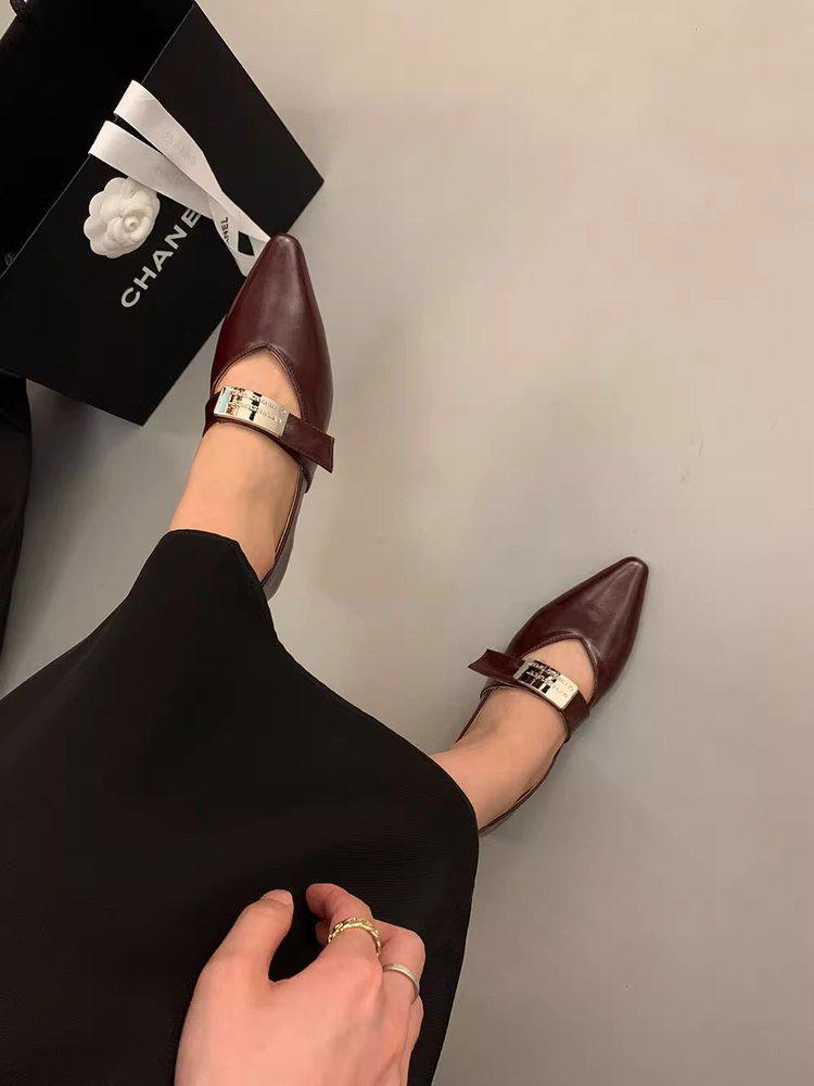 TK Plus Size Low-Cut Pointed Toe Flat Women's Shoes in Black or Burgundy Synthetic Leather