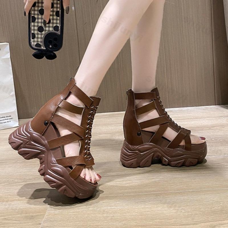 Fashion Roman Style Retro Hollow Wedge Heel Casual Sandals for Women's 2025 Summer New Fish Mouth Comfortable Versatile Platform Sandals