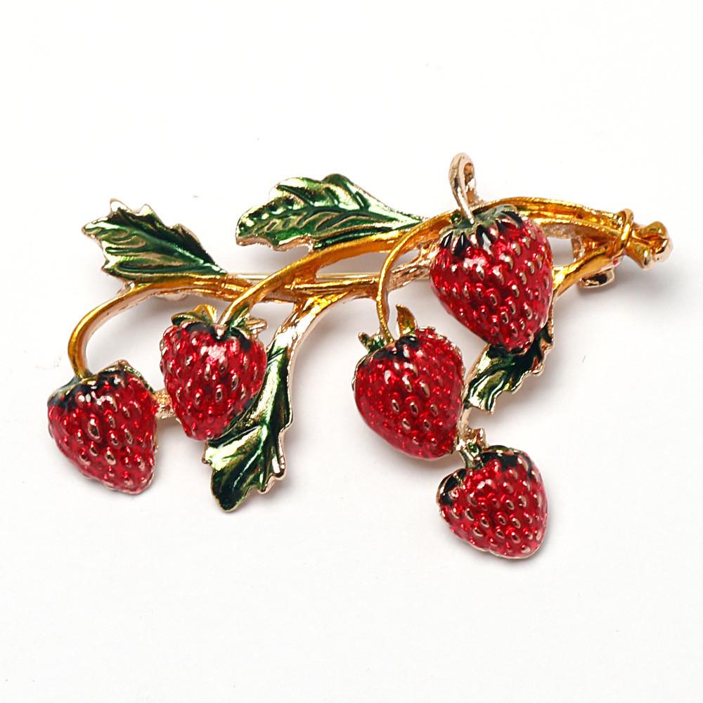 Creative Strawberry Brooch With Rhinestone Embellishments For Fashion Accessories