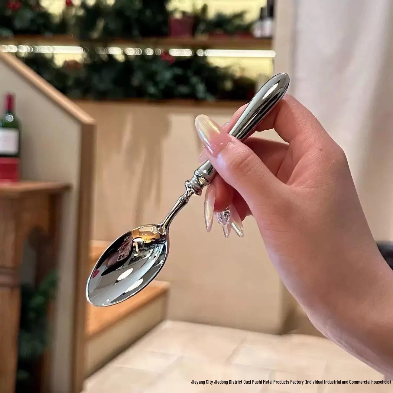 

High-End Forged 304 Stainless Steel Tableware Set - Knife, Fork, Spoon with Gourd Handle.