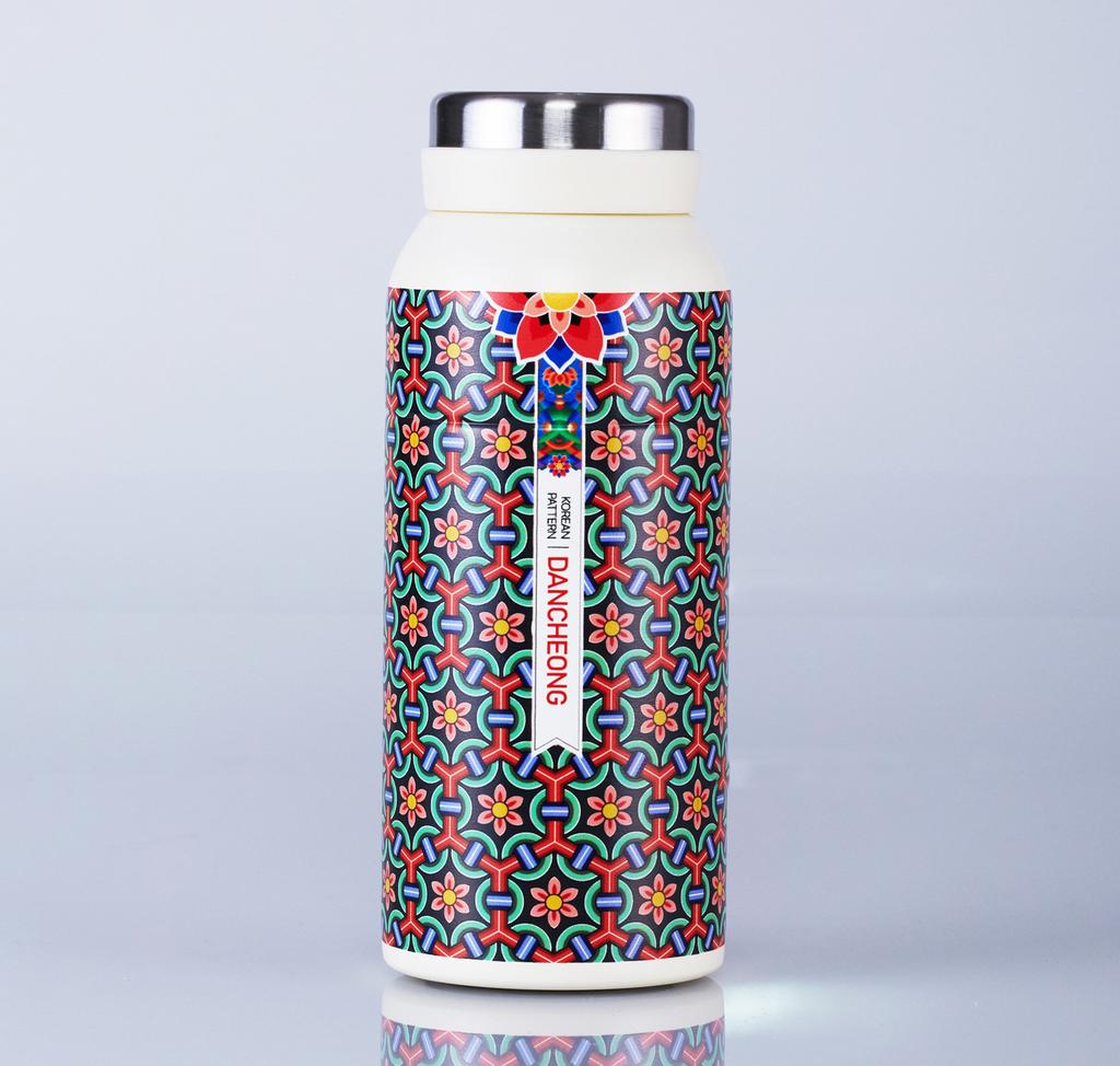 Koreanischer traditioneller Dancheong & Jogakbo Becher 350 ml