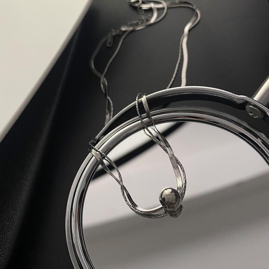 2025 Women's Titanium Steel Necklace: Light Luxury, Clavicle Chain, Non-Fading High-End Accessory