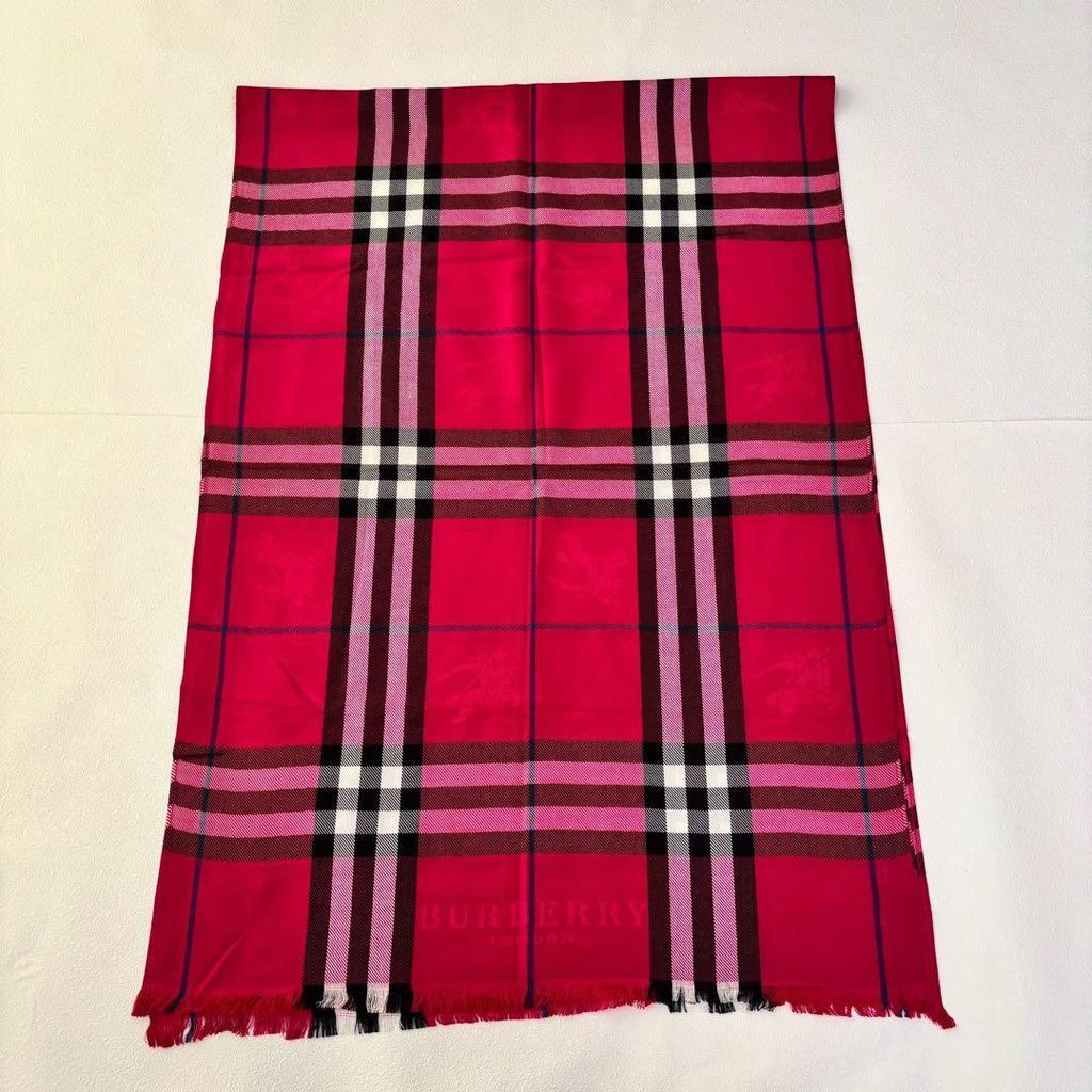Used Excellent Condition* Burberry Cashmere Silk Large Stole, Thin, Mega Nova Check