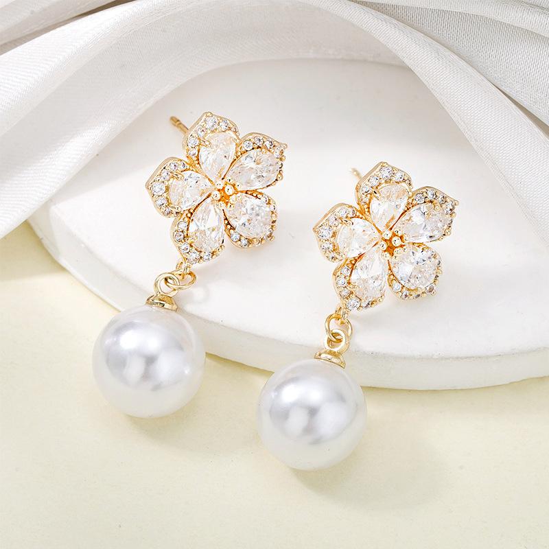 New Flower Pearl Pendant Earrings Premium Design Light Luxury Niche Unique Temperament Earrings Earrings Women