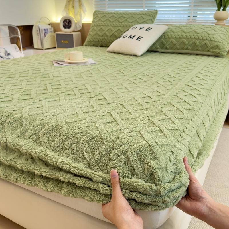 Plush Embossed Bedding with Mattress Protector, Simple Pattern Fitted Sheet, Single/Queen/King Mattress Cover Sábanas Para Cama
