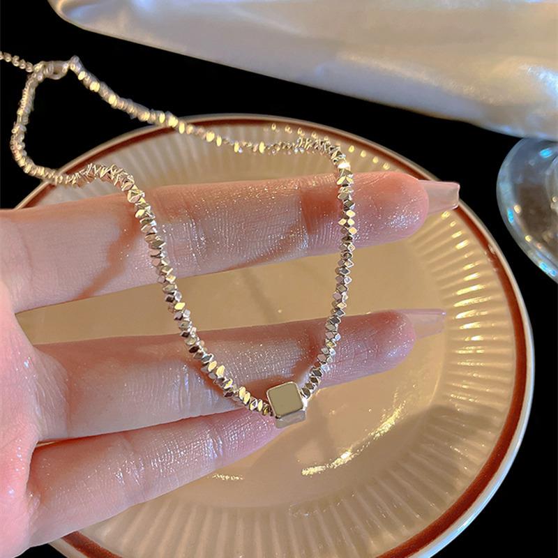 S999 Sterling Silver Elegant Square Necklace for Women, Versatile & Fashionable, Light Luxury, Simple Ins Cold Aesthetic, Personalized Design