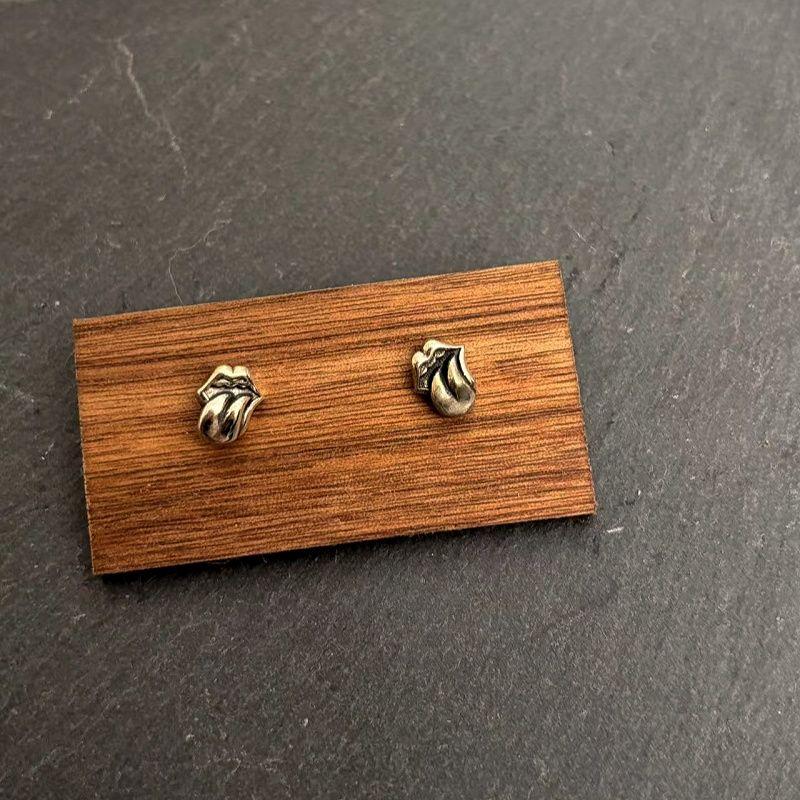 

S925 Silver Fashion Vintage Cross Flower-De-Luce Stud Earrings Anti-Allergy Trendy Men and Women Stylish Hip Hop Ear Accessories