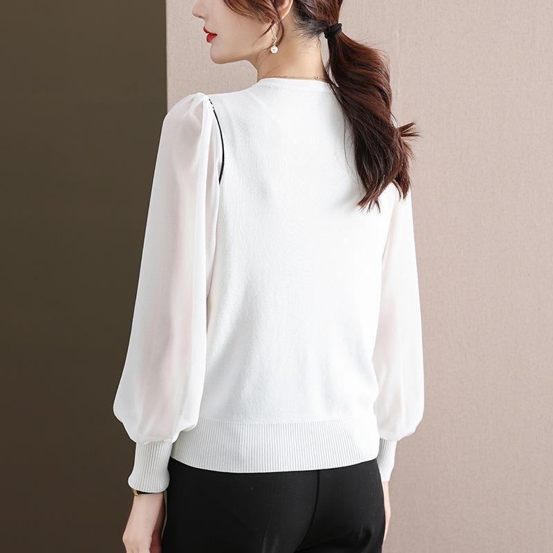 Age-reducing and thin lace splicing shirt women's spring and autumn new sweater