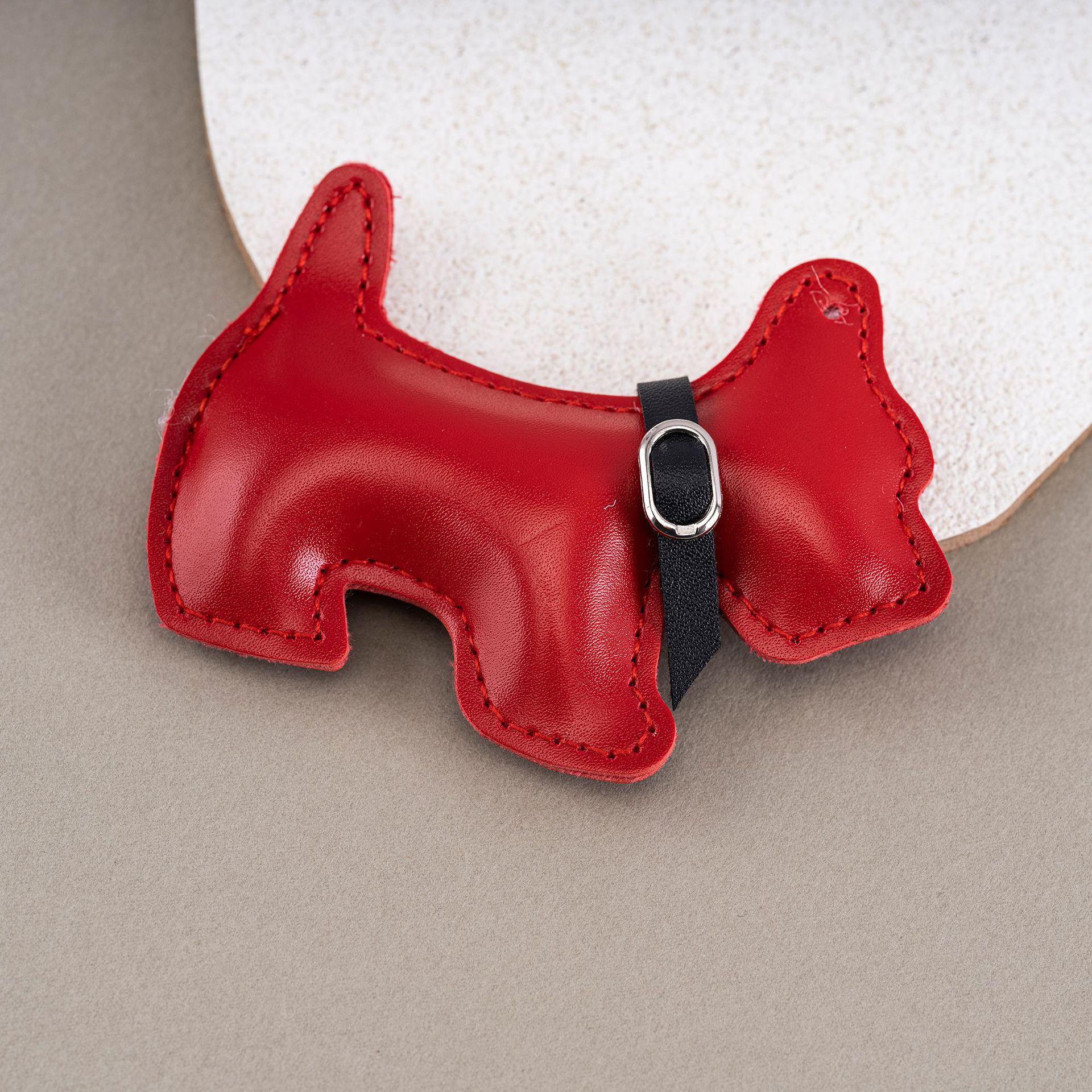 Autumn/Winter Leather French Bulldog Keychain: Cute Pendant & Stylish Bag Accessory, Perfect for Couples красный