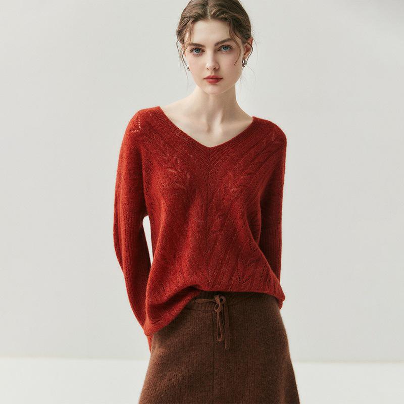 2025 Autumn/Winter Women's Leaf Pattern V-Neck Cashmere Knit Sweater Jumper
